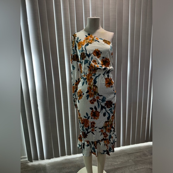 🌸AMTIOUS floral one shoulder dress ✨ - Picture 9 of 9